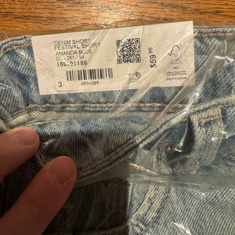 Garage Amanda Blue Denim Jean Shorts - Light Wash
